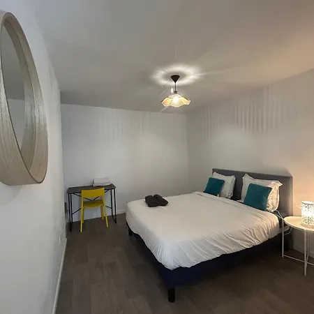 Apartment Agreable T2 -15 Min Airport Orly-parking-wifi Morangis (Essonne)